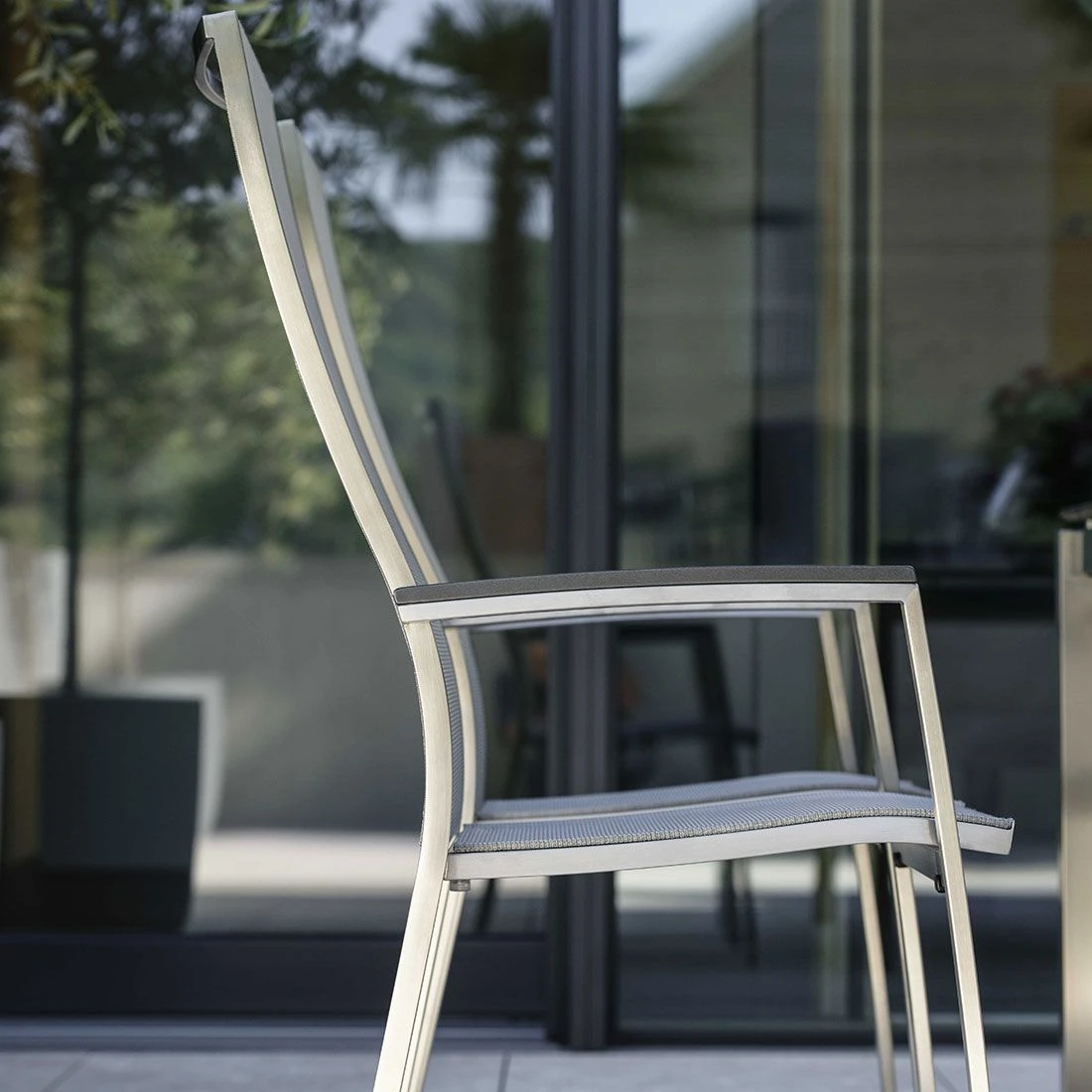 Stern Cardiff Hochlehner-Stapelsessel Edelstahl/Textilene Gepolstert Silber 3 Stern Cardiff Hochlehner-Stapelsessel Edelstahl/Textilene Gepolstert Silber – Bild 3