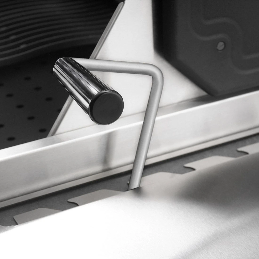 Napoleon Mirage Holzkohlegrill Pro605CSS Edelstahl 8 Napoleon Mirage Holzkohlegrill Pro605CSS Edelstahl – Bild 8