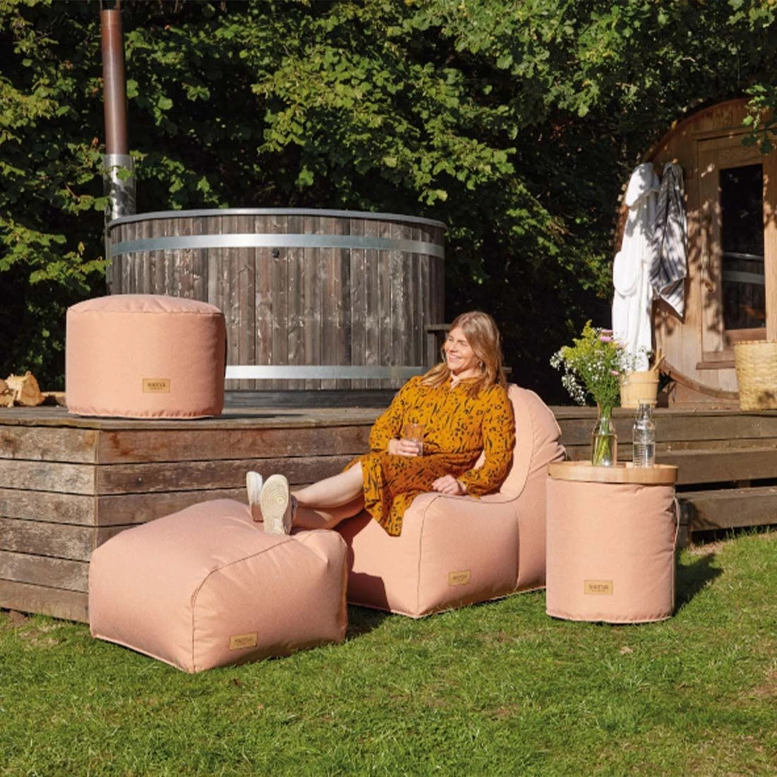 Siena Garden FLOW.U Feet Hocker Apricot 10 Siena Garden FLOW.U Feet Hocker Apricot – Bild 10