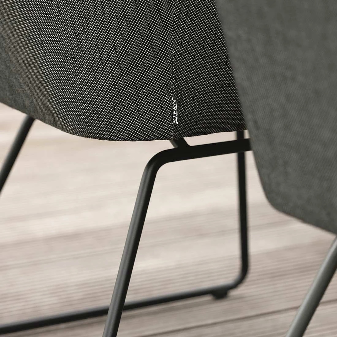 Stern Hector Gartensessel Edelstahl/Outdoorstoff Schwarz Matt/Seidenschwarz 4 Stern Hector Gartensessel Edelstahl/Outdoorstoff Schwarz Matt/Seidenschwarz – Bild 4