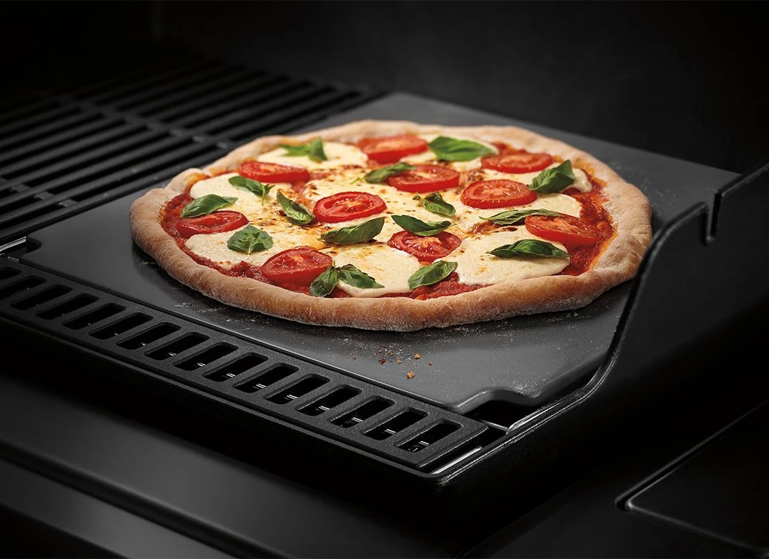 Weber CRAFTED Glasierter Pizzastein 40,5x41,5cm 2 Weber CRAFTED Glasierter Pizzastein 40,5x41,5cm – Bild 2